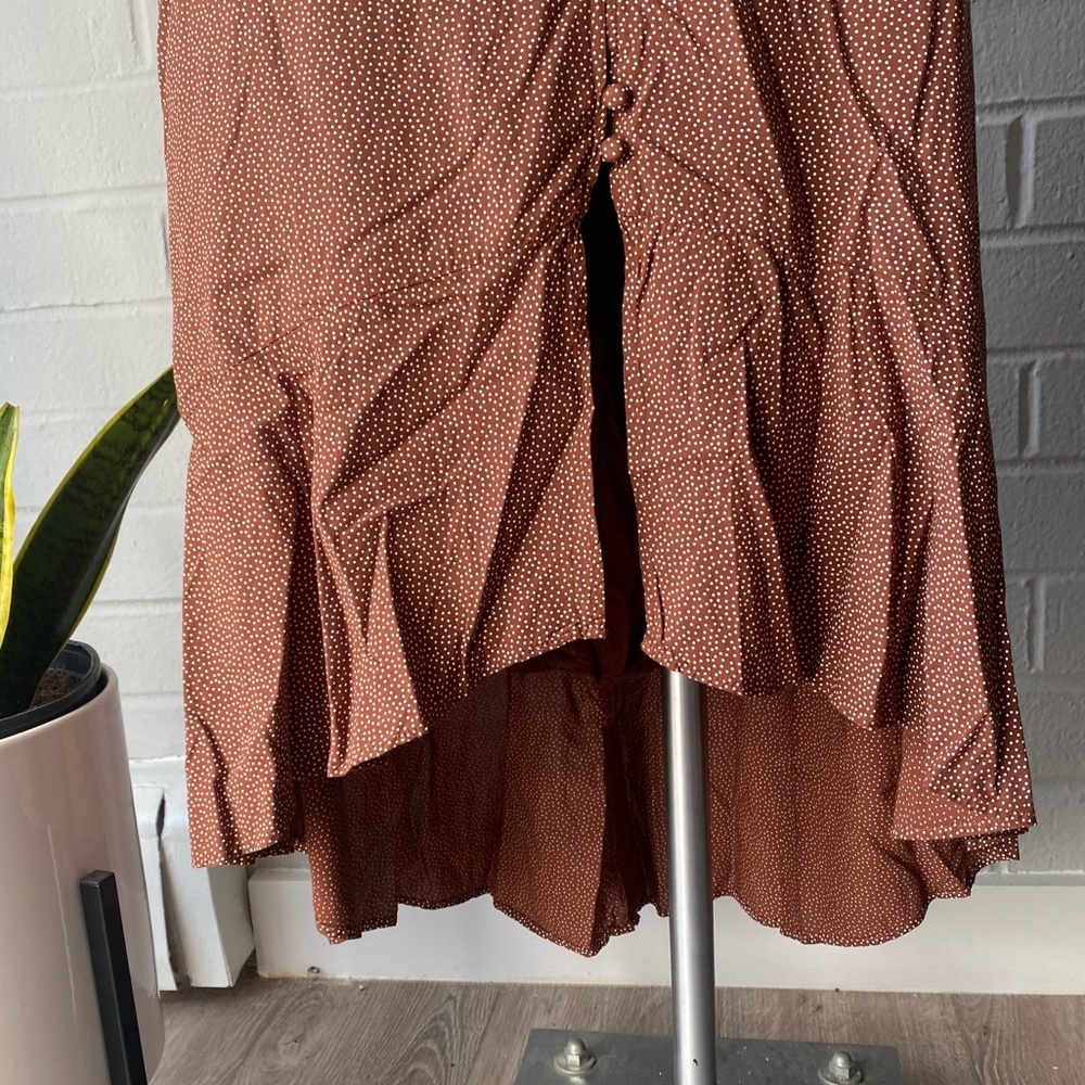Abercrombie & Fitch Brown High-Low Button-Front Midi Skirt - Picture 4 of 6